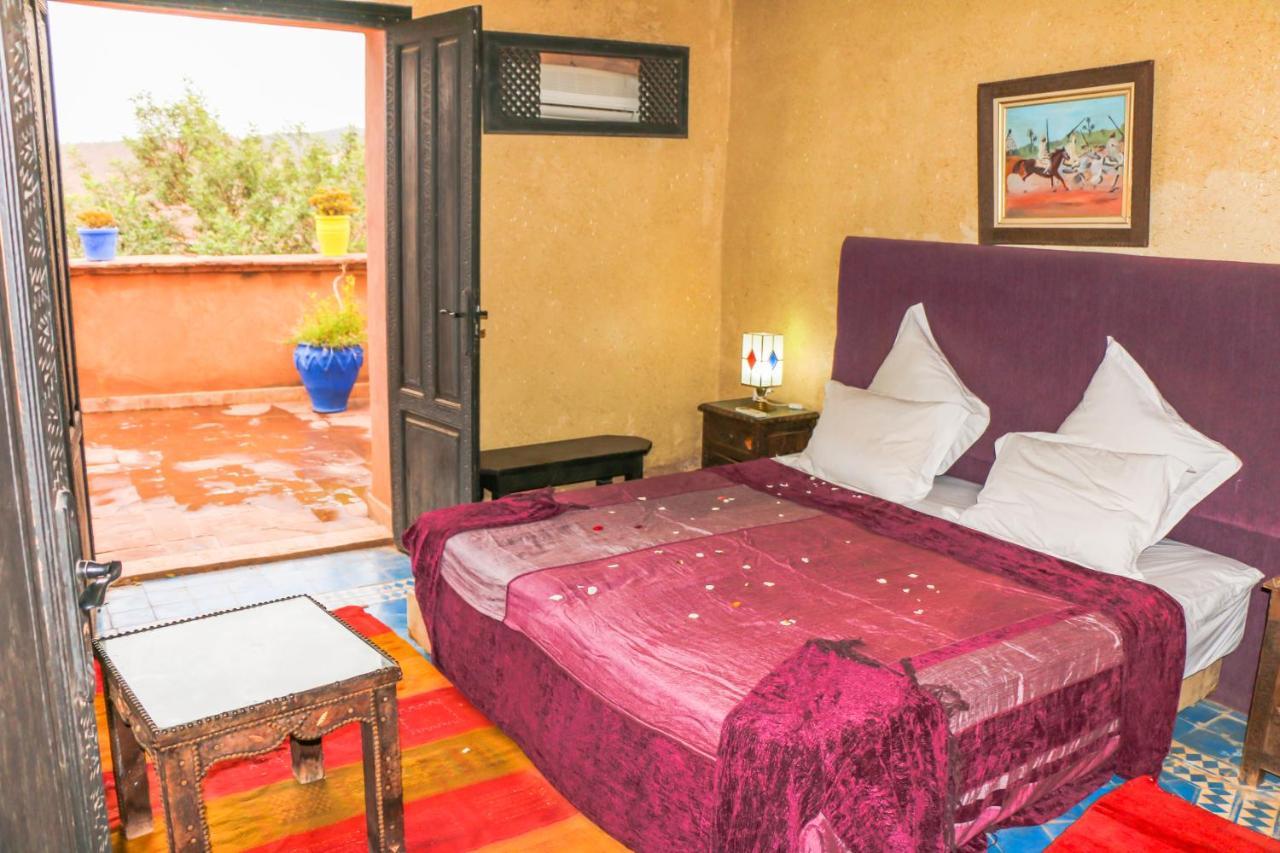 Riad Kasbah Omar Urika Kültér fotó