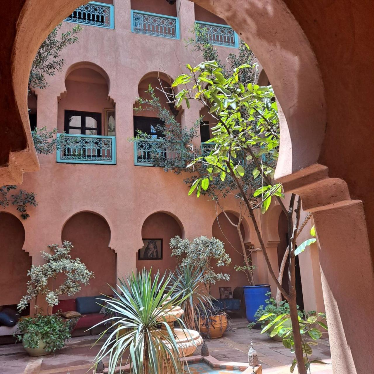 Riad Kasbah Omar Urika Kültér fotó