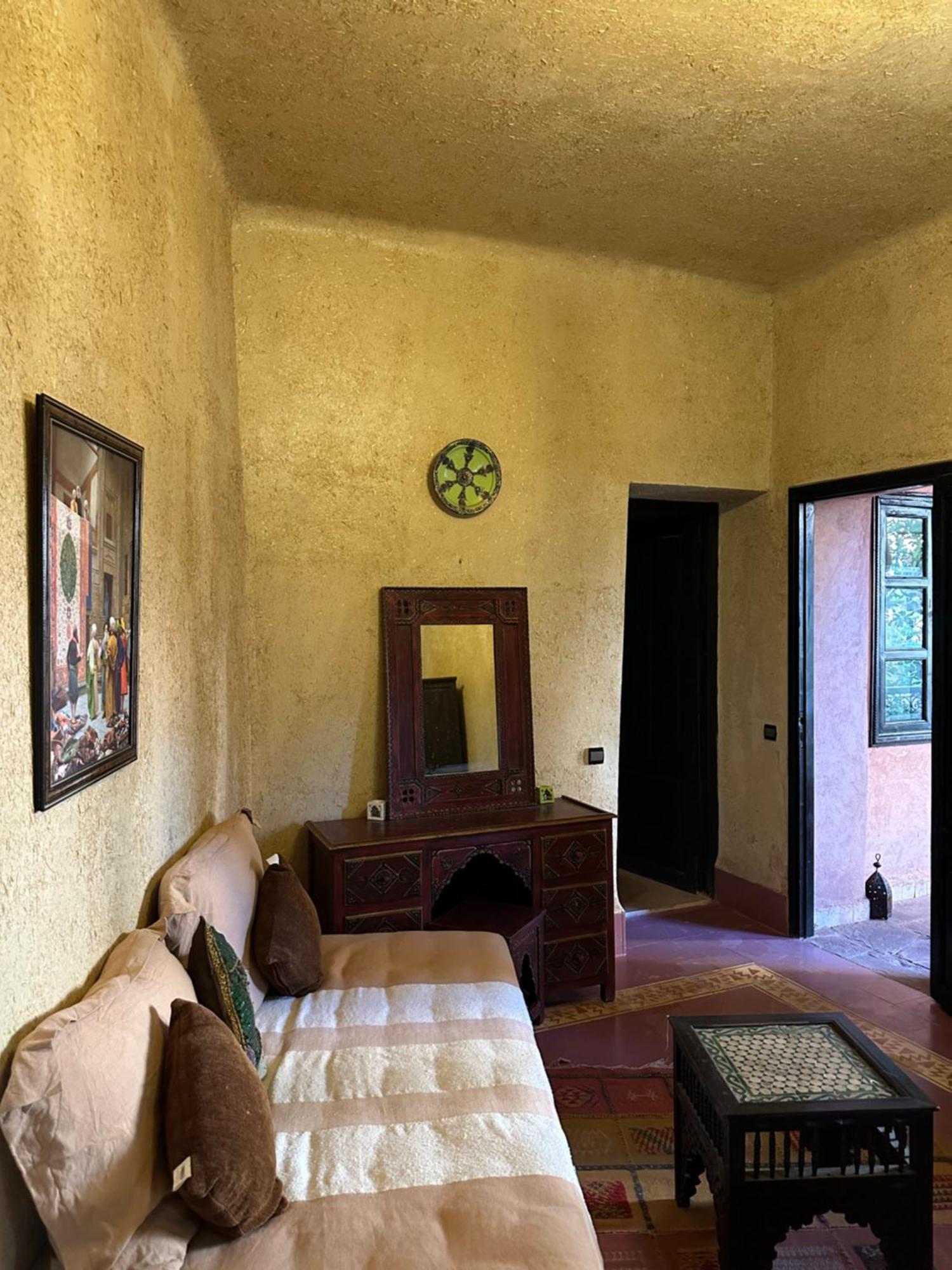 Riad Kasbah Omar Urika Kültér fotó